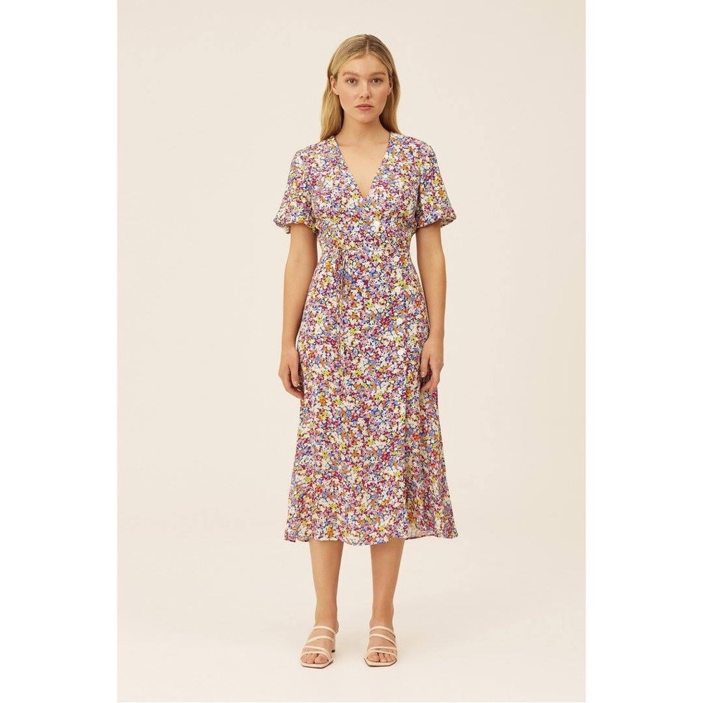 Wild Floral Button Front Midi Dress Fearless | The Fifth Label - Picture 3 of 11